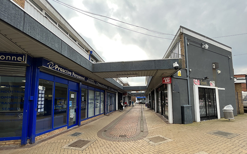 A picture looking into Limes Walk in Oakengates.