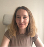 Jeannine (Team Manager)
