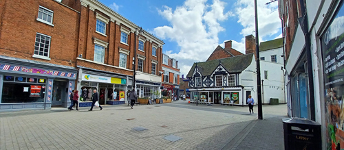 A picture of Wellington Market Square on a cloudy day.