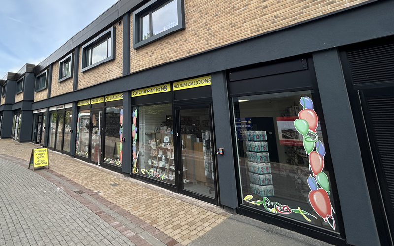 A picture of the shop front entrances at Limes Walk in Oakengates.