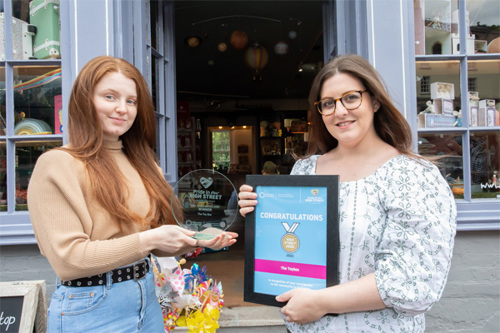 Image of the high street hero winners for 2022.
