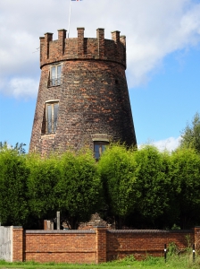 The Grade II listed Hadley Park Windmill is just visible from the Silkin Way. Originally a 17th century tower mill, it was later converted to a watermill.